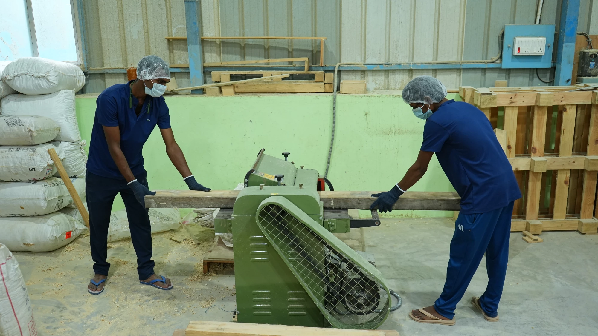 Yehova Yire Wood Packing & Manufacturing